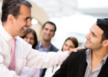 অভিজ্ঞতা ছাড়া কীভাবে চাকরি পেতে পারি